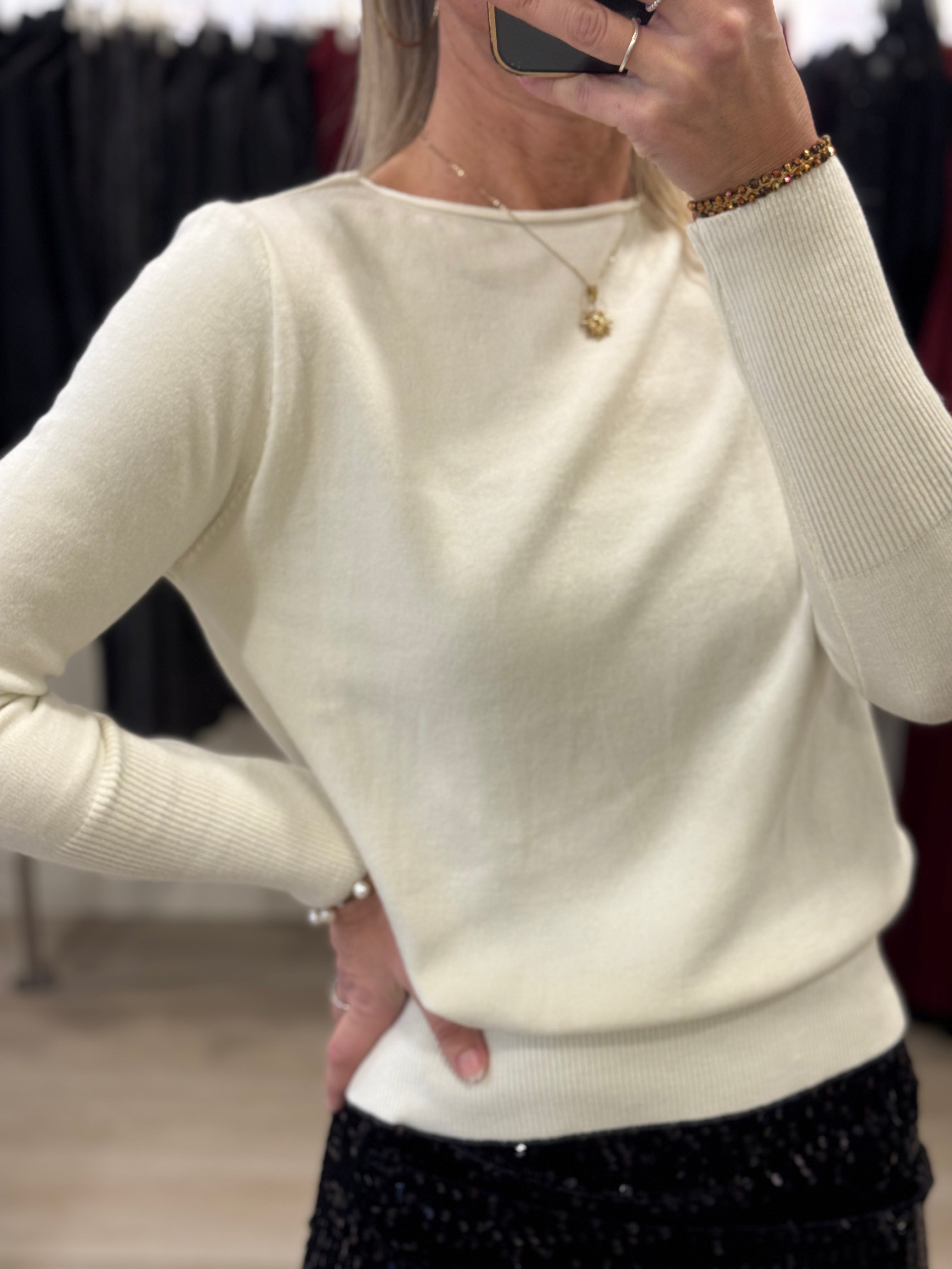 Maglia paricollo adora