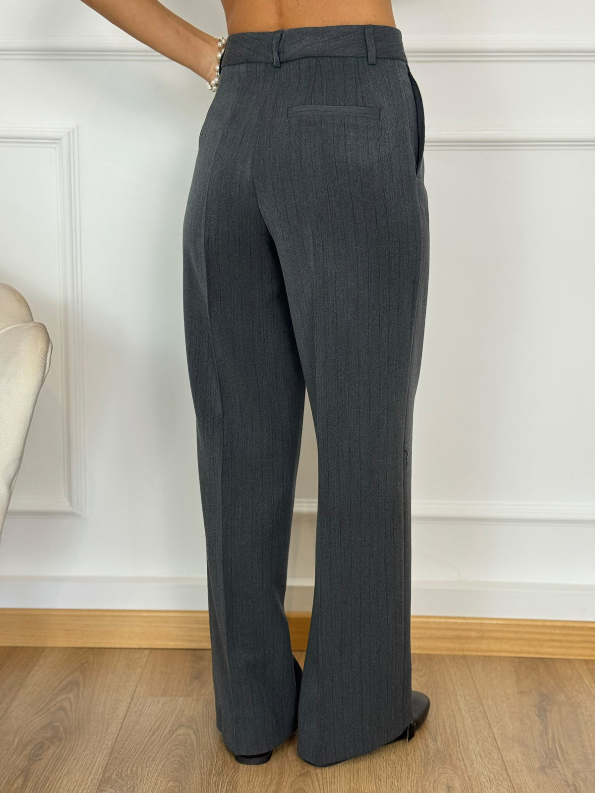 Pantalone gessato kontatto