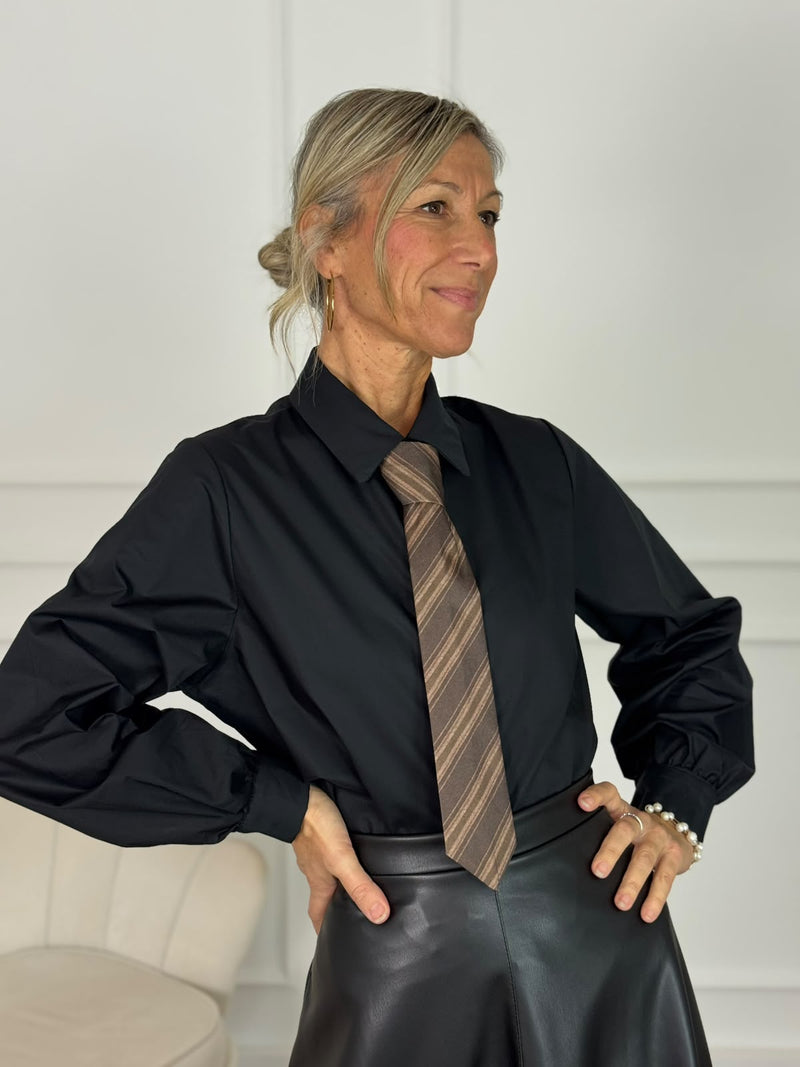 Camicia cravatta adora