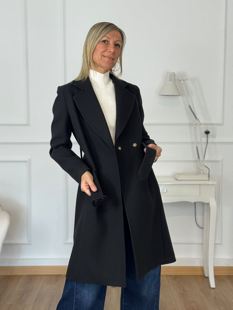Cappotto con cintura artigli